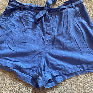 a.n.a Blue Linen Blend Belted Shorts in size XL